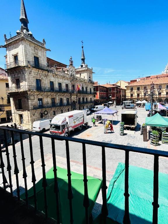 Arquitecto De La Vida- Plaza Mayor Леон Екстер'єр фото