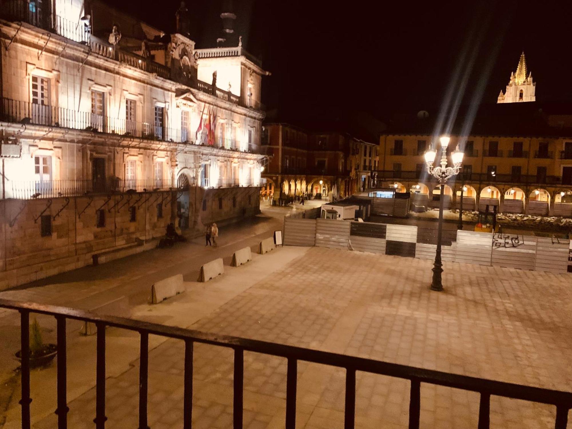 Arquitecto De La Vida- Plaza Mayor Леон Екстер'єр фото